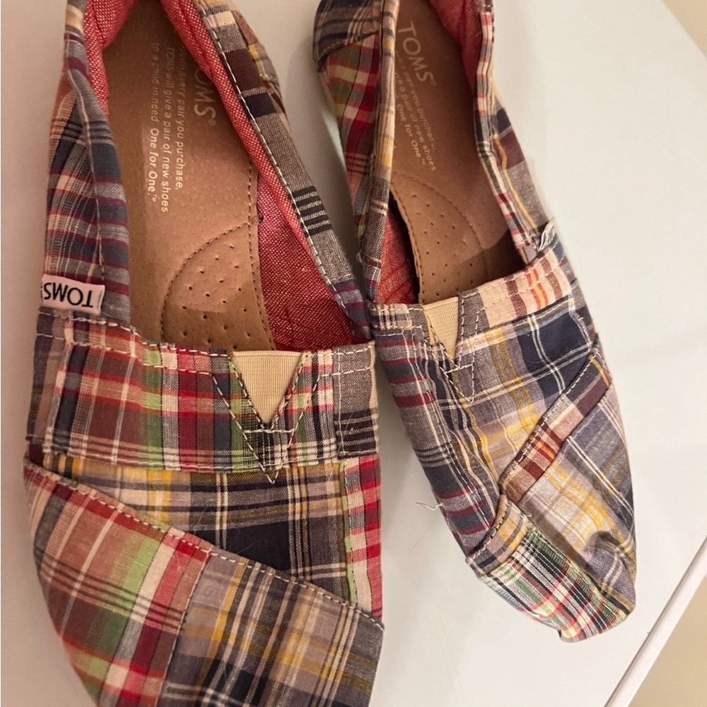 TOMS Women's Multicolor Plaid Flats